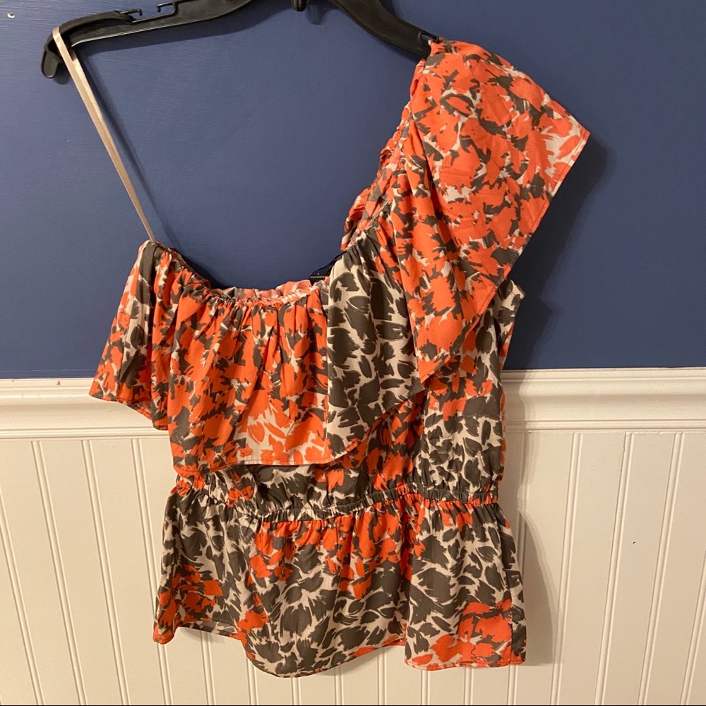 Banana Republic small one shoulder orange blouse